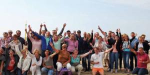 bedrijfsuitje scheveningen strandtent activiteiten  bbq