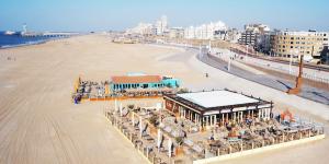 Luchtfoto trouwen strand scheveningen