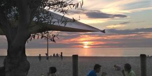 strand zon restaurant scheveningen strandtent